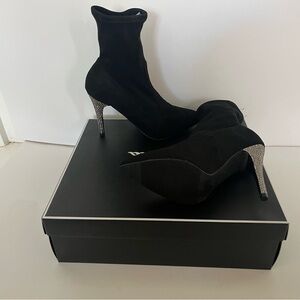 Nina New York Roxie ankle length heeled boot